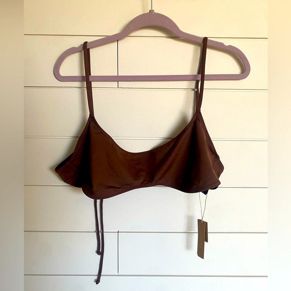 SKIMS 4x micro scoop bikini top NTW in cocoa